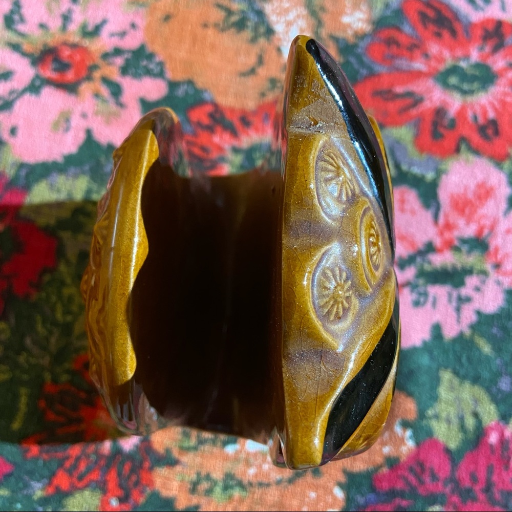 MCM Vtg Napkin Holder | Big Eyed Owl | Glazed Ceramic - Picture 5 of 6